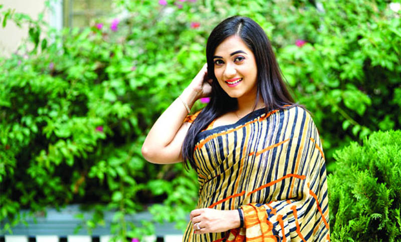 মিডিয়াকে বাই বাই জানালেন অভিনেত্রী অ্যানি খান।