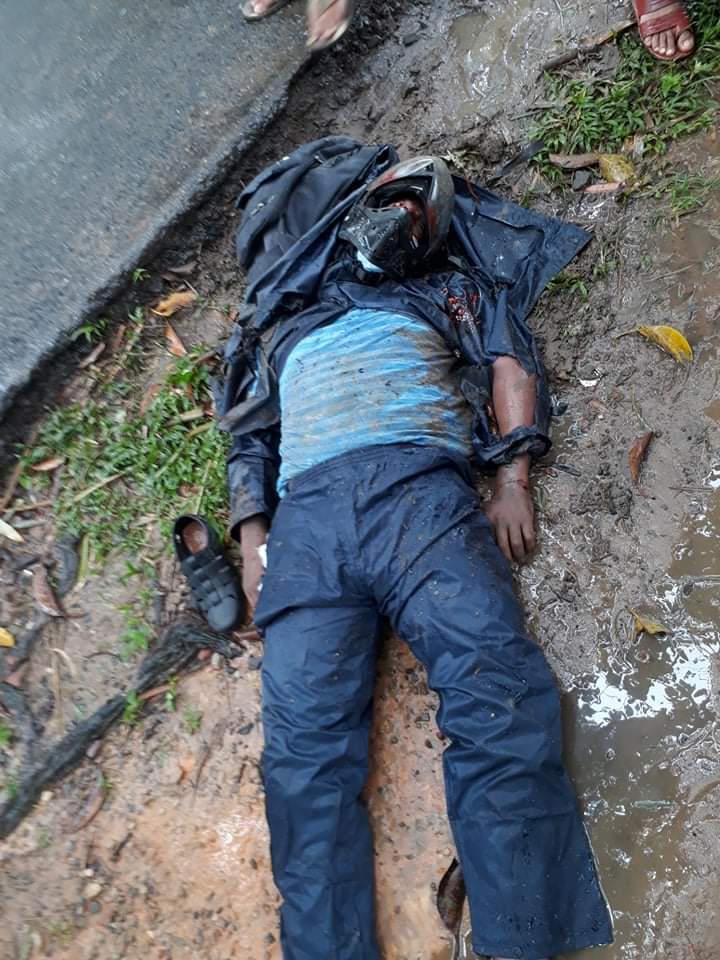 খুটাখালীতে চেয়ারকোচ চাপায় মোটরসাইকেল আরোহী নিহত