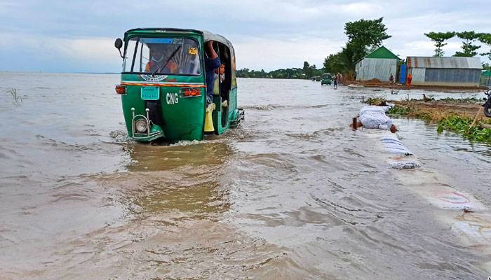 চলতি বন্যায় সারাদেশে ২৬ শিশুসহ ৩৫ জনের মৃত্যু