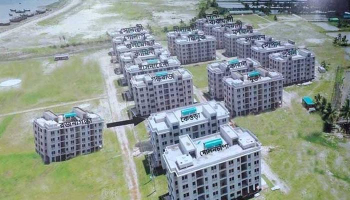 দেশে এবার বন্যা দীর্ঘস্থায়ী হতে পারে, প্রধানমন্ত্রীর আশঙ্কা অতঃপর পর্যাপ্ত প্রস্তুতির আশ্বাস।   