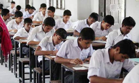 করোনার আঘাতে এ বছর পিইসি-জেএসসি পরীক্ষা বাতিল
