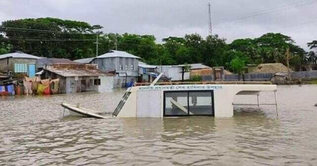 ব্যবহারের আগেই নষ্টের পথে সী-অ্যাম্বুলেন্সটি