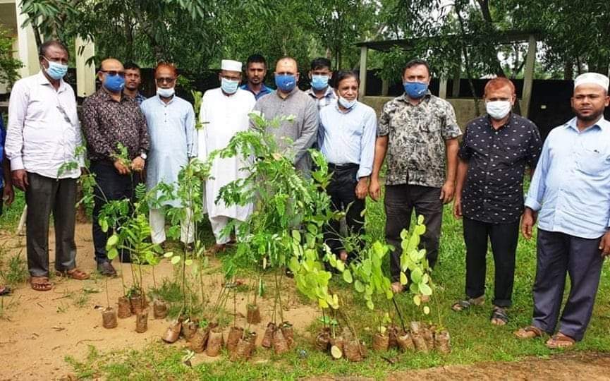 বঙ্গবন্ধুর জন্মশত বার্ষিকী ও শোক দিবস উপলক্ষে খুটাখালী ইউনিয়ন পরিষদের বৃক্ষরোপন 