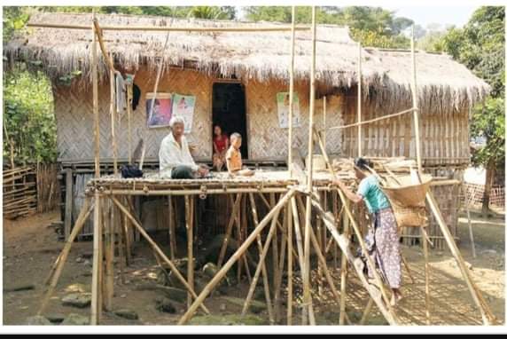 বান্দরবানে ম‍্রো আদিবাসী জায়গা অবৈধ দখলের চেষ্টা, প্রধানমন্ত্রী বরাবর স্মারকলিপি