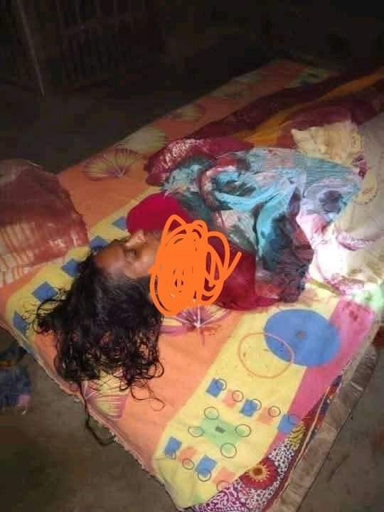 চাঁপাইনবাবগঞ্জের শিবগঞ্জে স্ত্রীকে জবাই করে হত্যা করেছে পাষন্ড স্বামী 