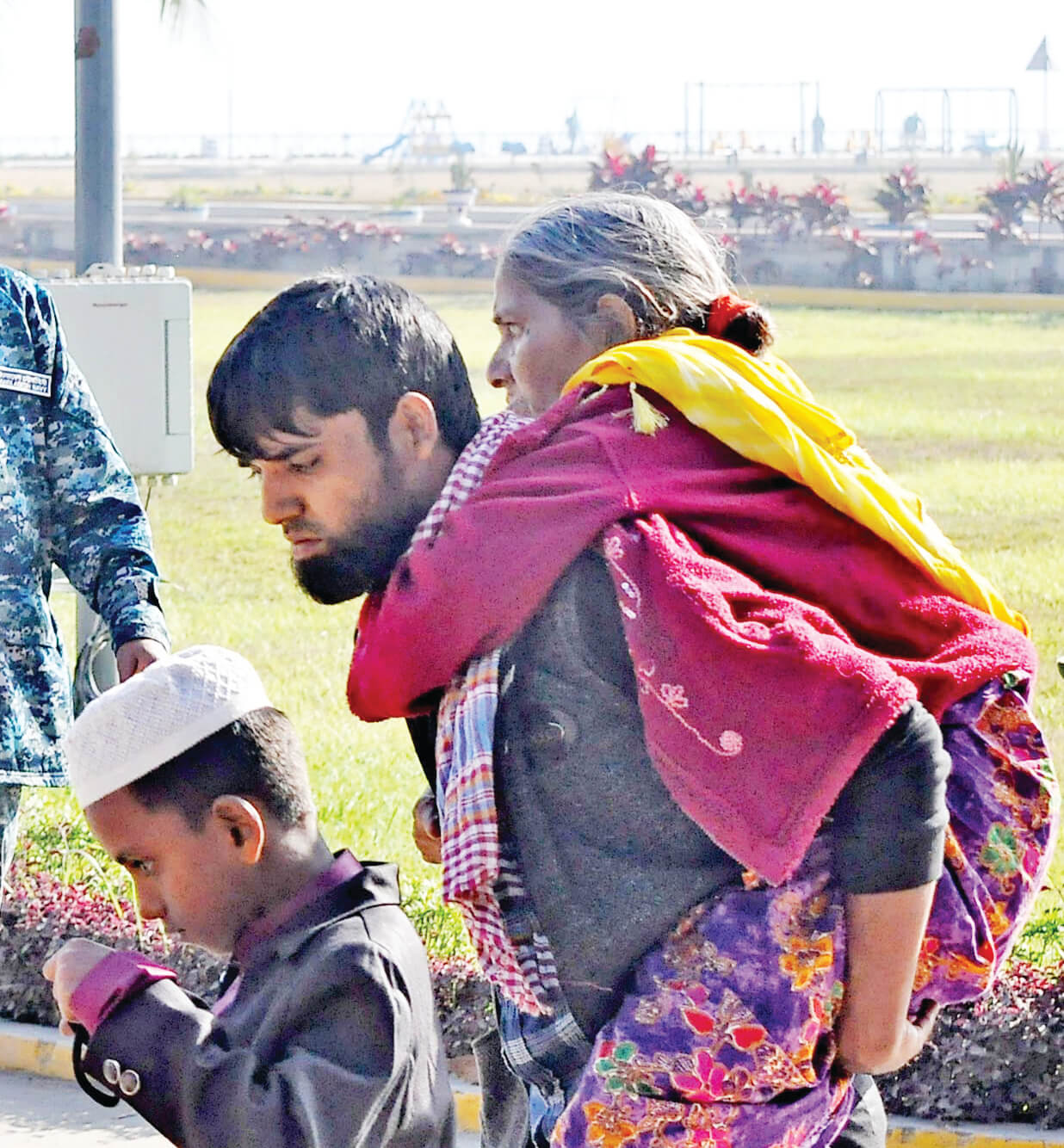 ভাসানচর গেল আরো দেড় হাজার রোহিঙ্গা