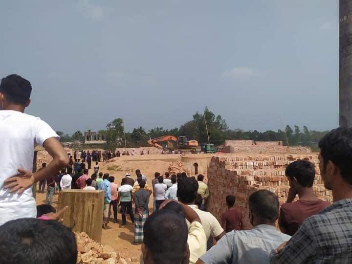 চট্টগ্রামের ফটিকছড়িতে দু'টি ইটভাটা ভেঙ্গে দিয়েছে ভ্রাম্যমাণ আদালত