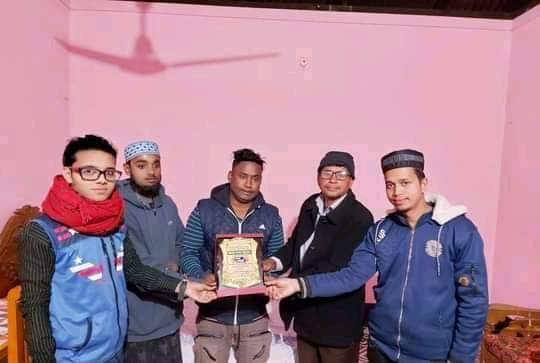 জাগরণী ইসলামী তরুণ সংঘের পৃষ্টপোষক জনাব স্বপন আহমেদ কে তরুণ সংঘের পক্ষ থেকে সংবর্ধনা প্রদান