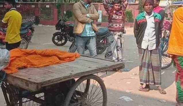চাঁপাইনবাবগঞ্জের গোমস্তাপুরে মোটরসাইকেলের ধাক্কায় শিশু নিহত
