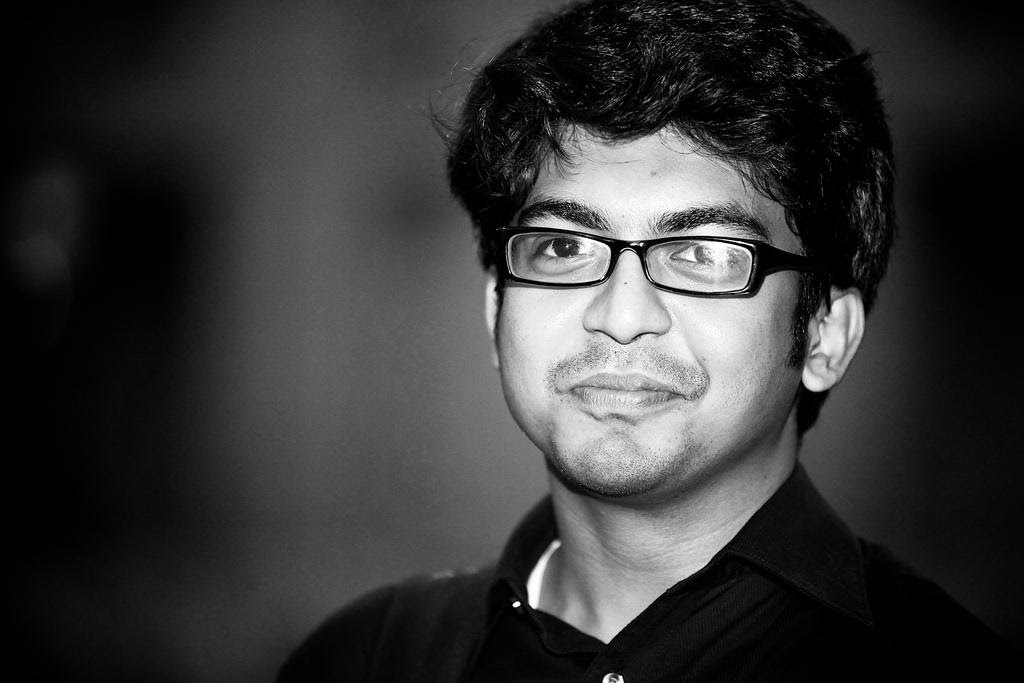 অভ্রর স্রষ্টা ও একবিংশ শতাব্দীর এক ভাষা সৈনিকের অদম্য গল্প