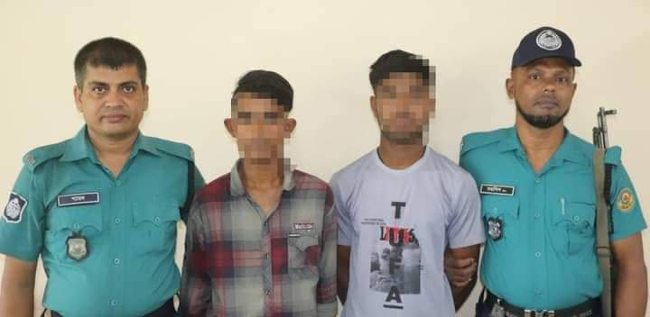 বায়েজিদ বোস্তামি থানার অভিযানে গ্রেফতার ০২