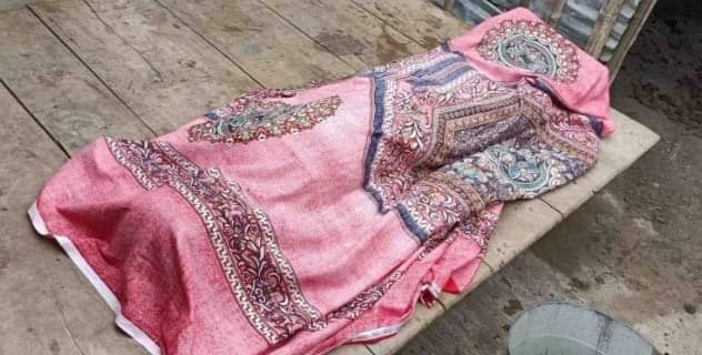 চাঁপাইনবাবগঞ্জের শিবগঞ্জে নিজ বাড়িতে বিদ্যুৎ স্পৃষ্ট হয়ে যুবকের মৃত্যু 