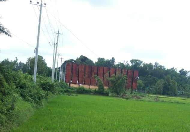 খুটাখালীতে আইনি লড়াই করে জমি ফিরে পেলেও চাষাবাদে বাঁধা দানের অভিযোগ