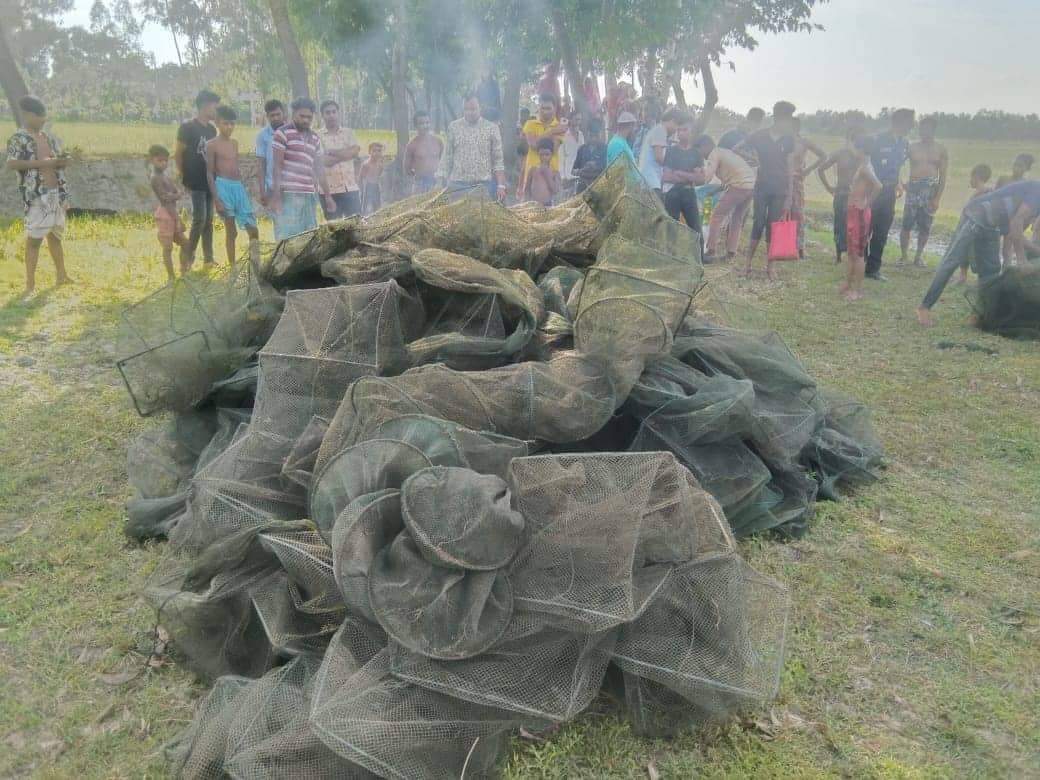 মধুপুরে ৪৫টি চায়না জাল ধ্বংস \ দুইজনকে জরিমানা