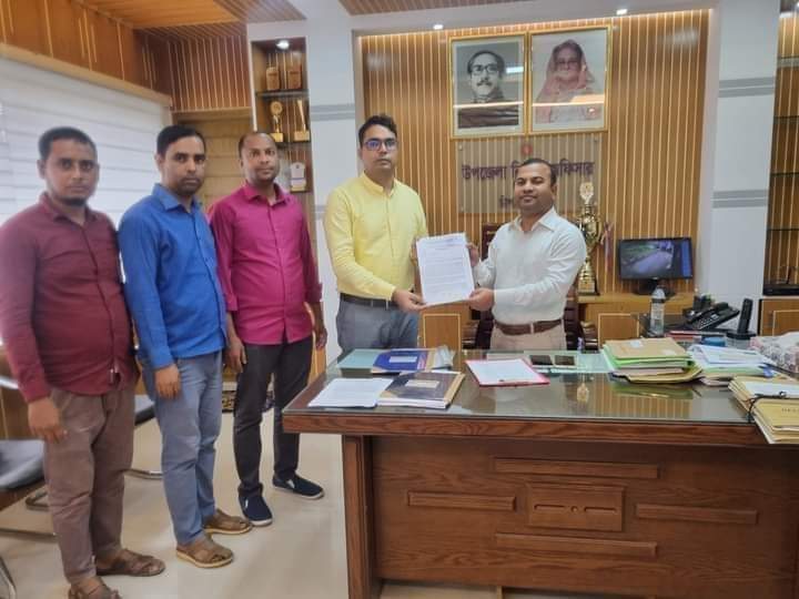 শিবগঞ্জে ৫ দফা দাবীতে  দূর্যোগ ব্যবস্থাপনা অধিদপ্তরের কর্মকর্তা ও কর্মচারী কল্যাণ পরিষদের কর্মবিরতি অব্যাহত 