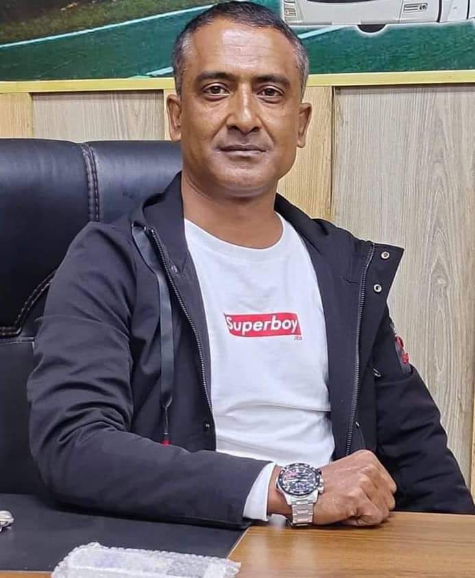 ইসলামপুরের চেয়ারম্যানের পুত্র  খোকন ১৫ দিন চিকিৎসা শেষে অবশেষে মারা গেছে