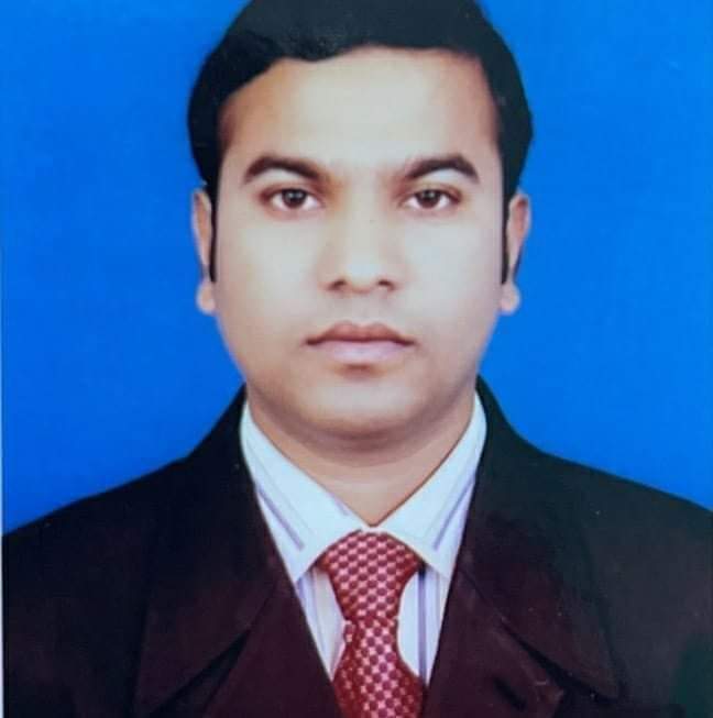 চাঁপাইনবাবগঞ্জের শ্রেষ্ঠ ইউএনও আবুল হায়াত