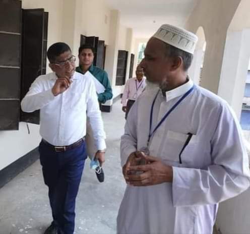 চাঁপাইনবাবগঞ্জ জেলা প্রশাসক এ কে এম গালিভ খাঁনের মহানুভবতার অনন্য দৃষ্টান্ত স্থাপন 