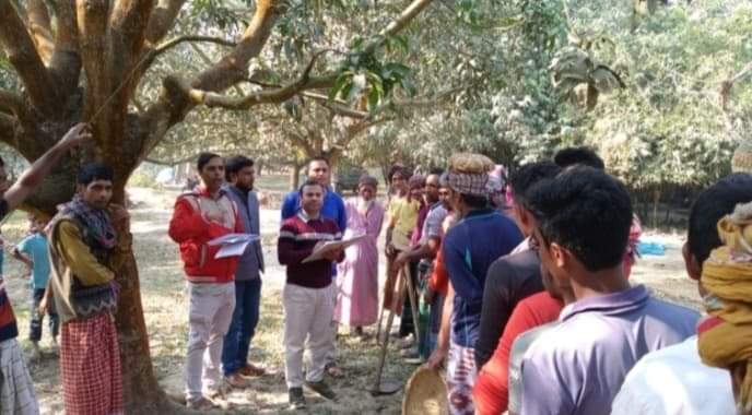শিবগঞ্জের বিভিন্ন ইউনিয়নে ইউএনওর ৪০ দিনের কর্মসূচি প্রকল্প পরিদর্শন