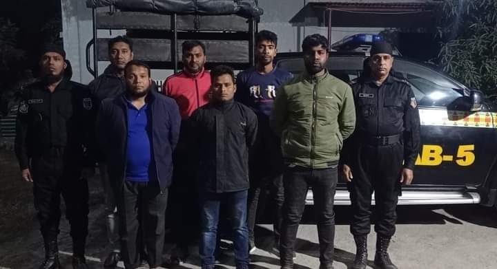 চাঁপাইনবাবগঞ্জে আবারও ভুয়া এনজিও বিসিফ'র ম্যানেজার সহ আটক ৬
