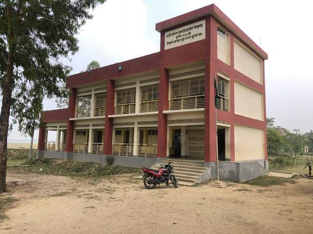 মতামতঃসরকারি প্রাথমিক বিদ্যালয়ের এত বরাদ্দ যায় কোথায়