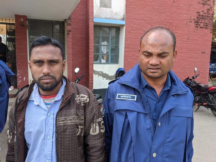 মধুপুরে মাদকদ্রব্য ইয়াবা ট্যাবলেট সহ ব্যাবসায়ী গ্রেফতার  