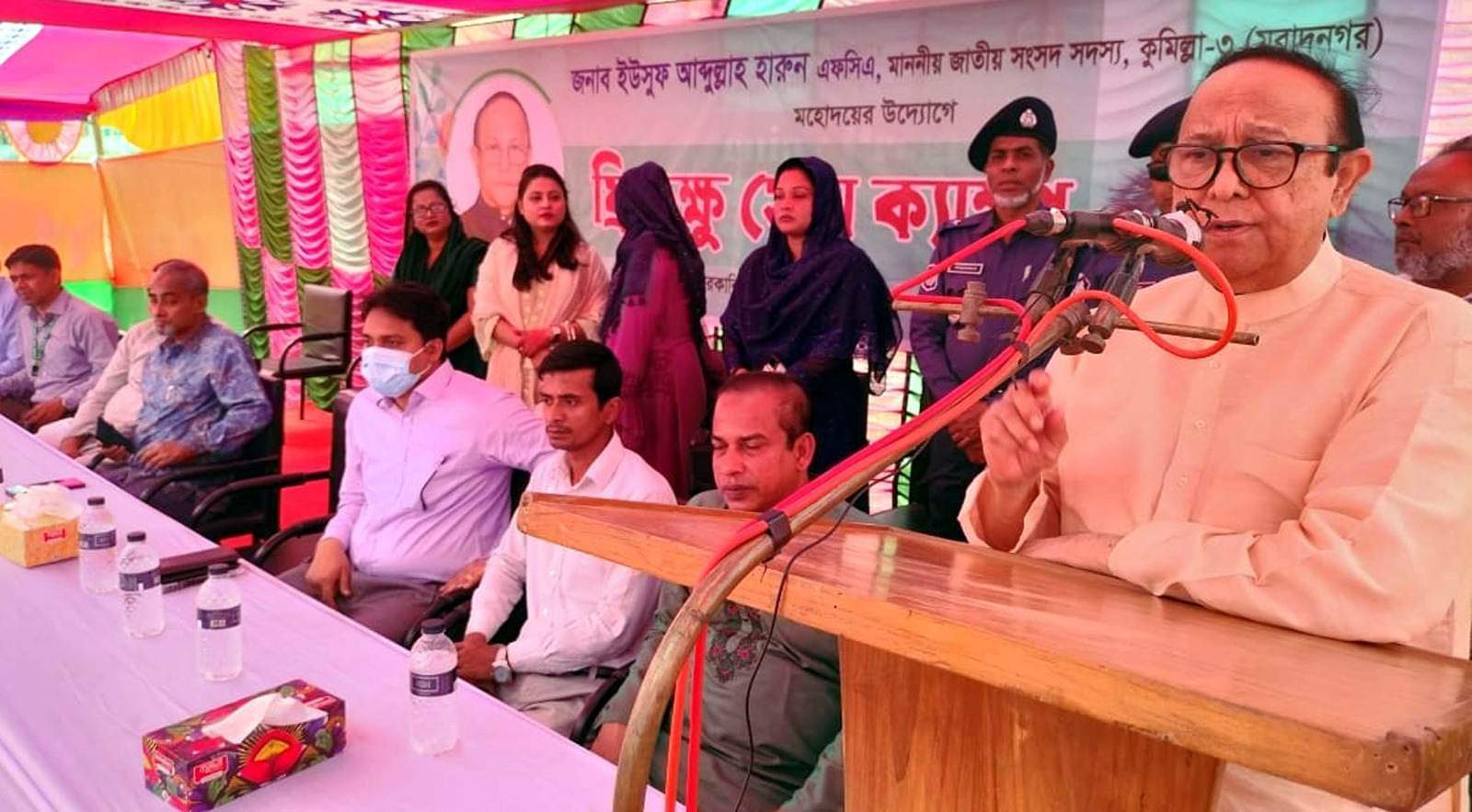 মুরাদনগরে বিনামূল্যে চক্ষু সেবা ক্যাম্পিং অনুষ্ঠিত হয়েছে