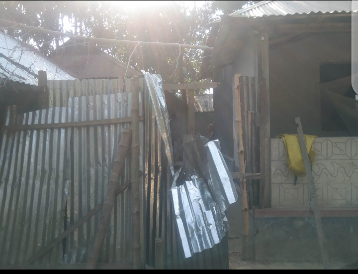 মধুপুরে বাড়ি ঘরে হামলা  ভাংচুর মারপিট আহত ৫ 