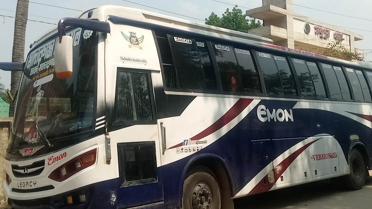 টাঙ্গাইলের মধুপুরে নৈশ বাসে দুর্ধর্ষ ডাকাতি 