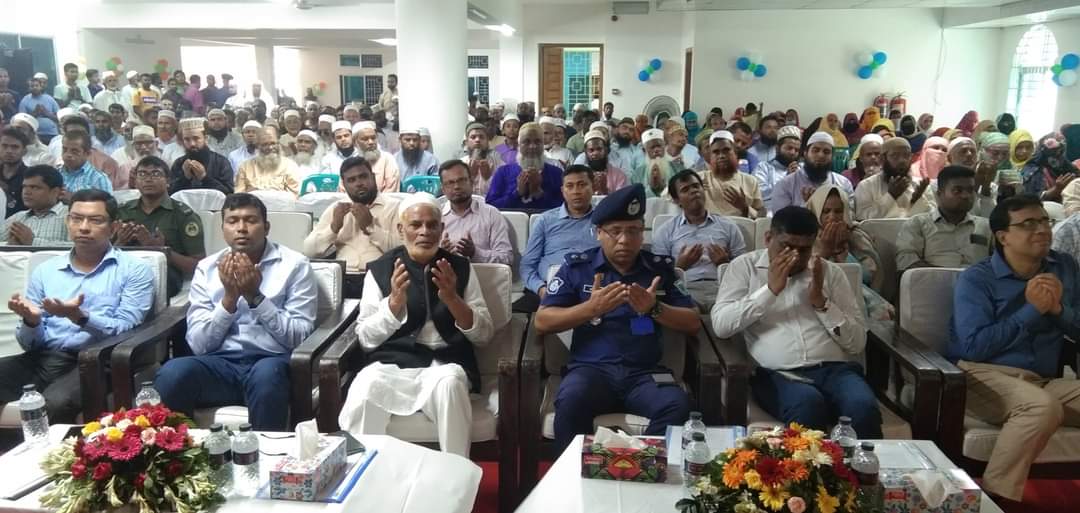 চাঁপাইনবাবগঞ্জ জেলা মডেল মসজিদ ও ইসলামি সাংস্কৃতিক কেন্দ্র উদ্বোধন