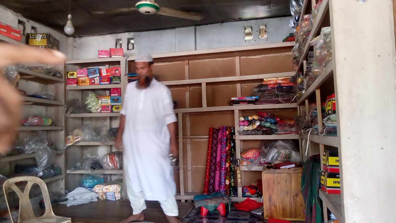 টাঙ্গাইলের মধুপুরের গোলাবাড়ীতে  দুর্ধর্ষ চুরি