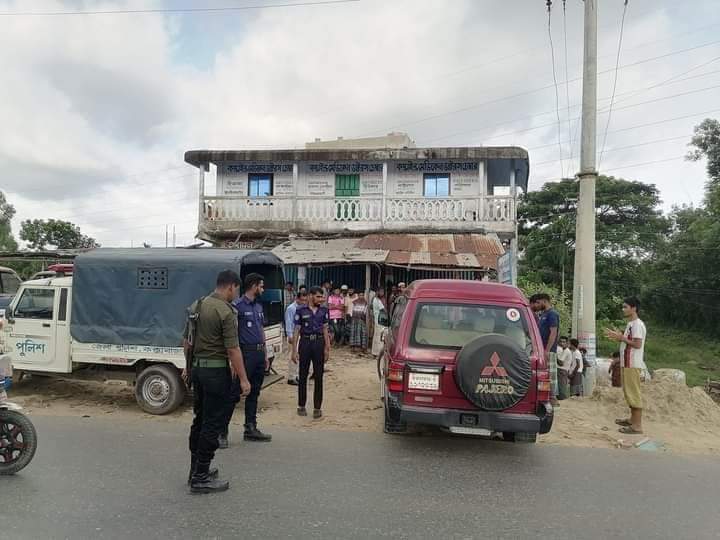 ঈদগাঁওতে দুটি ডায়াগনস্টিক সেন্টারকে অর্থদণ্ড ও সিলগালা