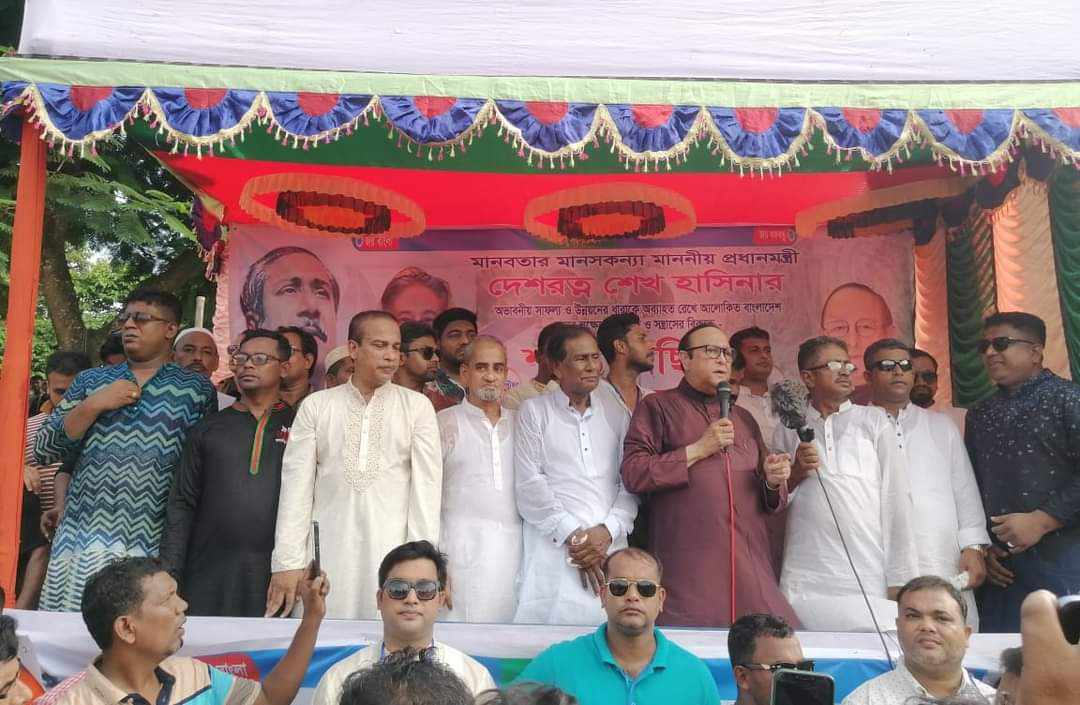 কুমিল্লার মুরাদনগরে শান্তি সমাবেশ ও বিক্ষোভ মিছিল অনুষ্ঠিত হয়েছে