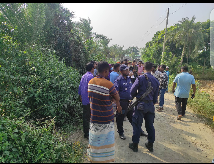 চাঁপাইনবাবগঞ্জে হাতির আক্রমনে শিশুর মৃত্যু 
