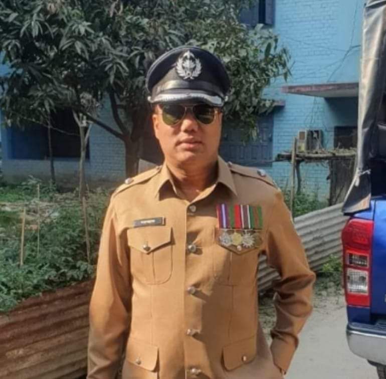 চাঁপাইনবাবগঞ্জ সদর মডেল থানার মানবিক ওসি সাজ্জাদ হোসেনের শিবগঞ্জ থানায় বদলী