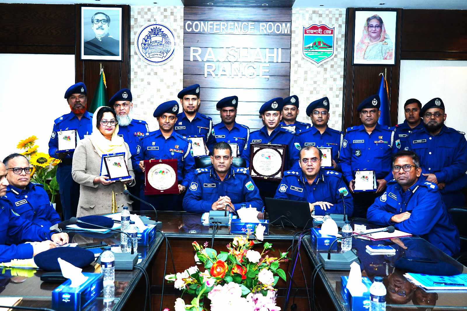 রাজশাহী রেঞ্জের শ্রেষ্ঠ ওসি হলেন পত্নীতলা থানার মোজাফফর হোসেন 