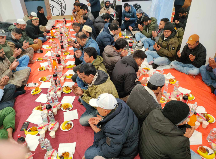 ইতালিতে বাংলাদেশী মালিকানাধীন  সেলুনের উদ্ভোধন