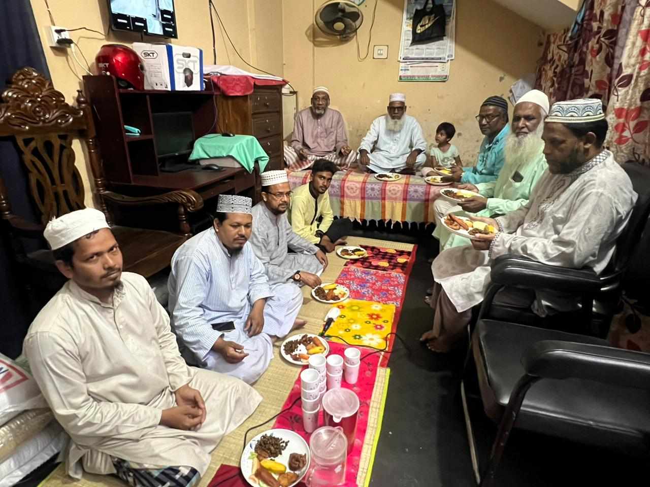 রামচন্দ্রপুরহাট আলহাজ্ব নুরানি কিন্ডারগার্টেন ও মহিলা হাফিজিয়া মাদ্রাসার ইফতার মাহফিল