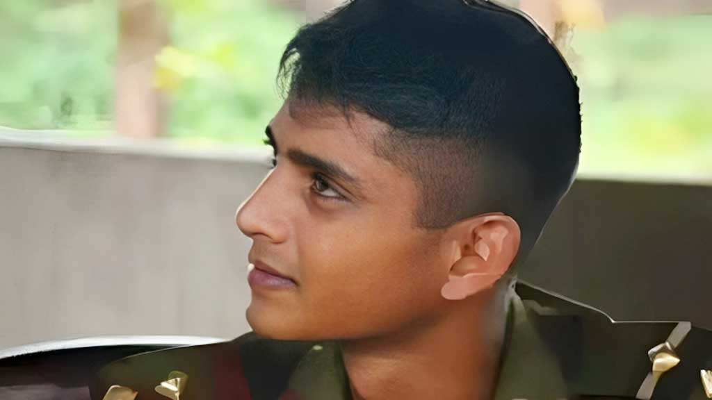 অভিযানে ‘ডাকাতের গুলিতে’ সেনা কর্মকর্তা নিহত
